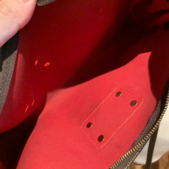 SOLD 🔥HOT ITEM🔥Louis Vuitton Eva clutch DE - Picture 5 of 12